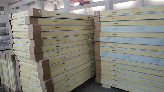 Máquina de paneles de sándwich de poliuretano PU de 38kw para refrigeradores