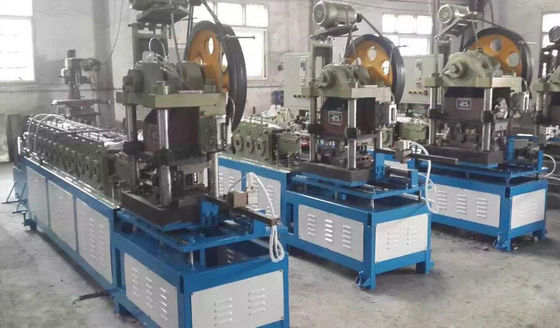 Máquina de moldeado de rieles de cajón