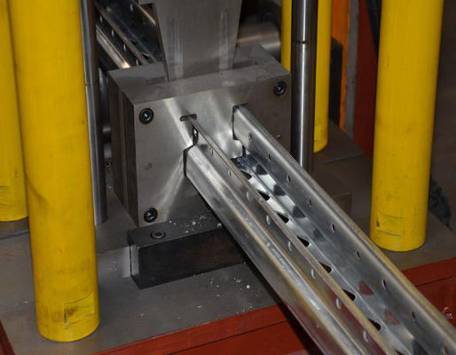 Máquina de moldeado vertical de estantes