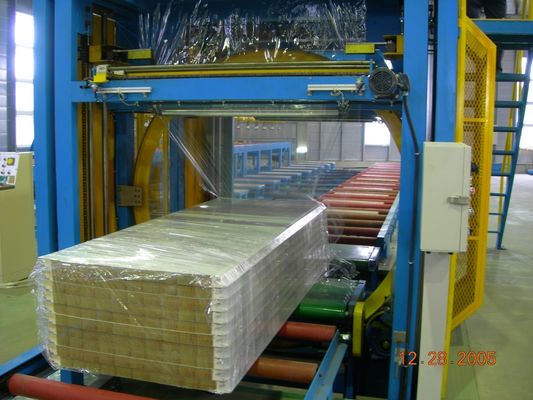 Máquina para envolver paneles de PU de 200 mm de espesor 5 m/min