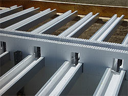 Máquina para moldear paneles de pared de aluminio con rociador EPS