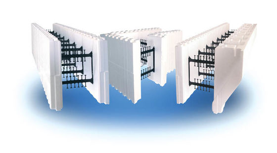 Máquina para moldear paneles de pared de aluminio con rociador EPS