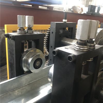 Máquina de moldeado de rollos CZU
