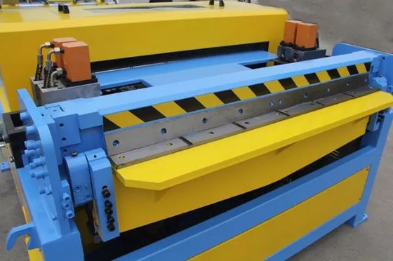 Máquina de moldeado de rollos de conductos de ventilación de acero TDF
