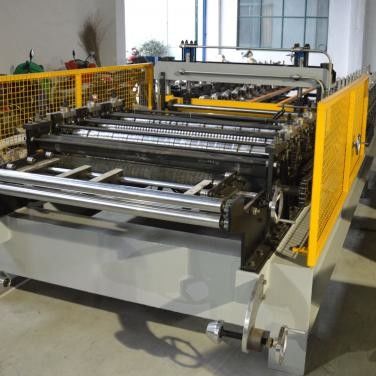 0.6mm Roof Panel Roll Forming Z Lock EPS Panel Sandwich Línea