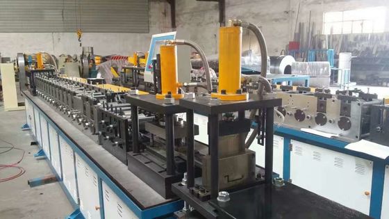 Máquina de moldeado de paredes secas